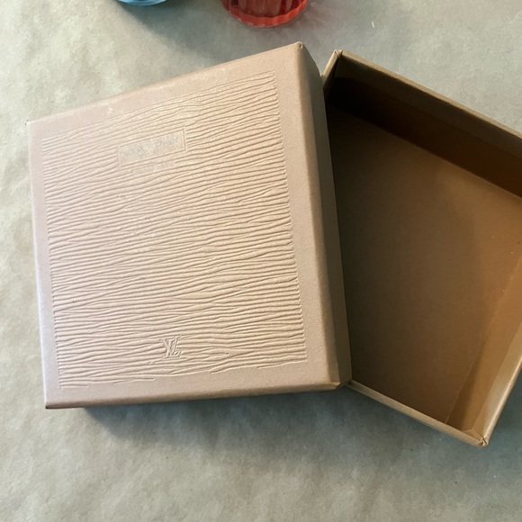 Louis Vuitton Brown Empty Box (Wallet Size) - Picture 3 of 5